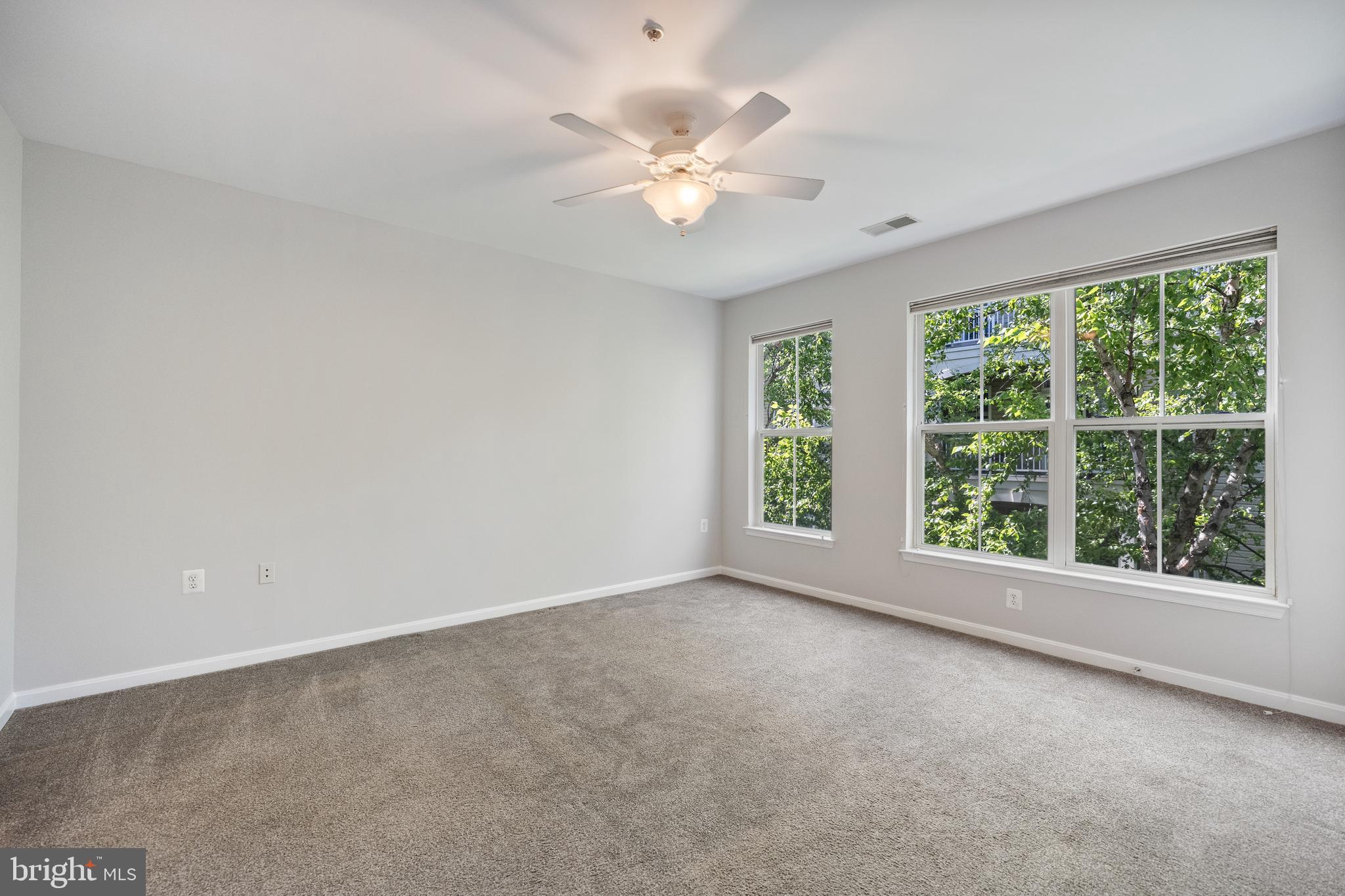 CAMERON STATION - Residential