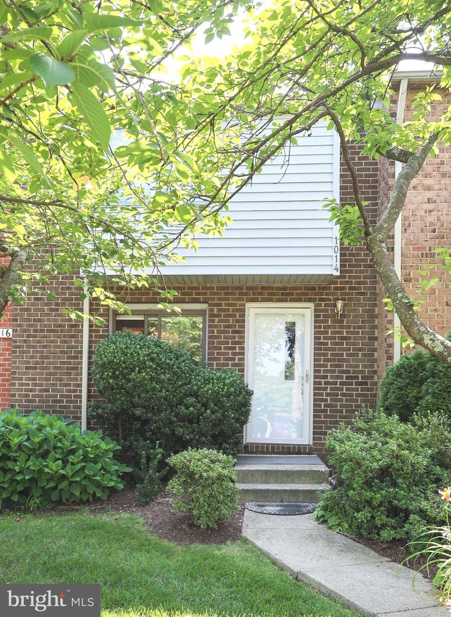 Welcome to a beautifully updated home tucked away on a quiet cul-de-sac in the heart of Sterling. This spacious residence offers 3 bedrooms, 3 full bathrooms, and 1 half bath, along with a fully finished basement featuring 2 additional rooms-ideal for a home office, gym, or guest suite.
Enjoy the comfort and style of an updated kitchen and bathrooms, complemented by luxury vinyl tile (LVT) flooring throughout the main living areas. The bright, open layout includes generous living and dining spaces, and the finished basement adds exceptional flexibility for modern living.
Conveniently located near major commuter routes, shopping, dining, and excellent schools, this move-in ready gem offers the perfect blend of comfort, convenience, and value.
Don't miss your chance to call this wonderful property home!