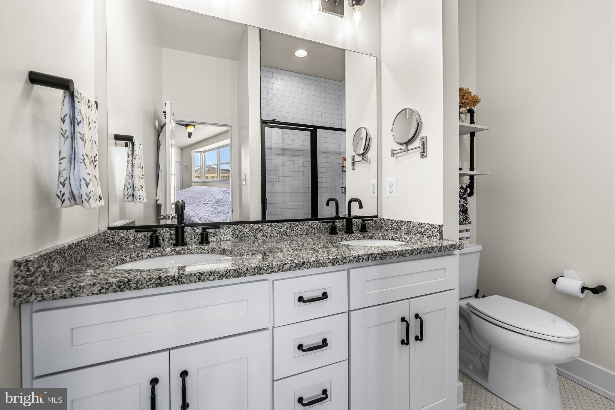 CRITTENTON HILL TOWNHOMES - Residential