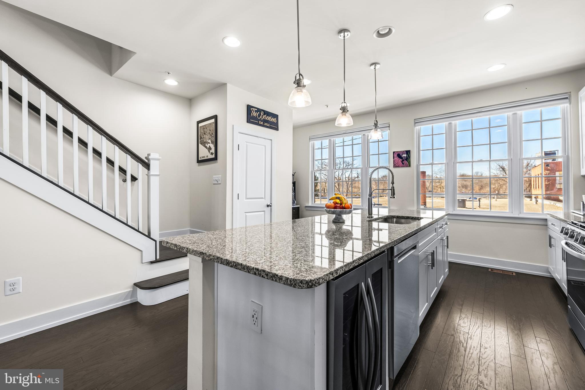 CRITTENTON HILL TOWNHOMES - Residential
