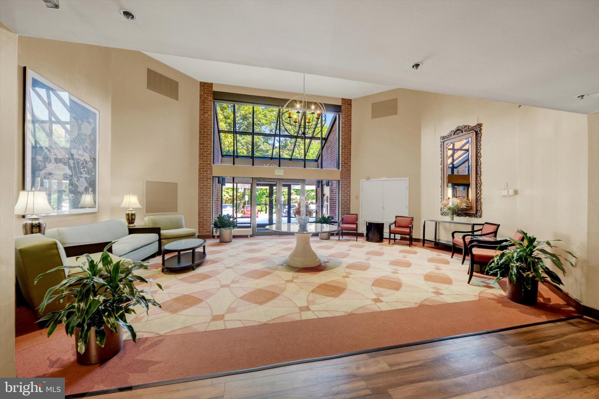 2 SOUTHERLY COURT 105