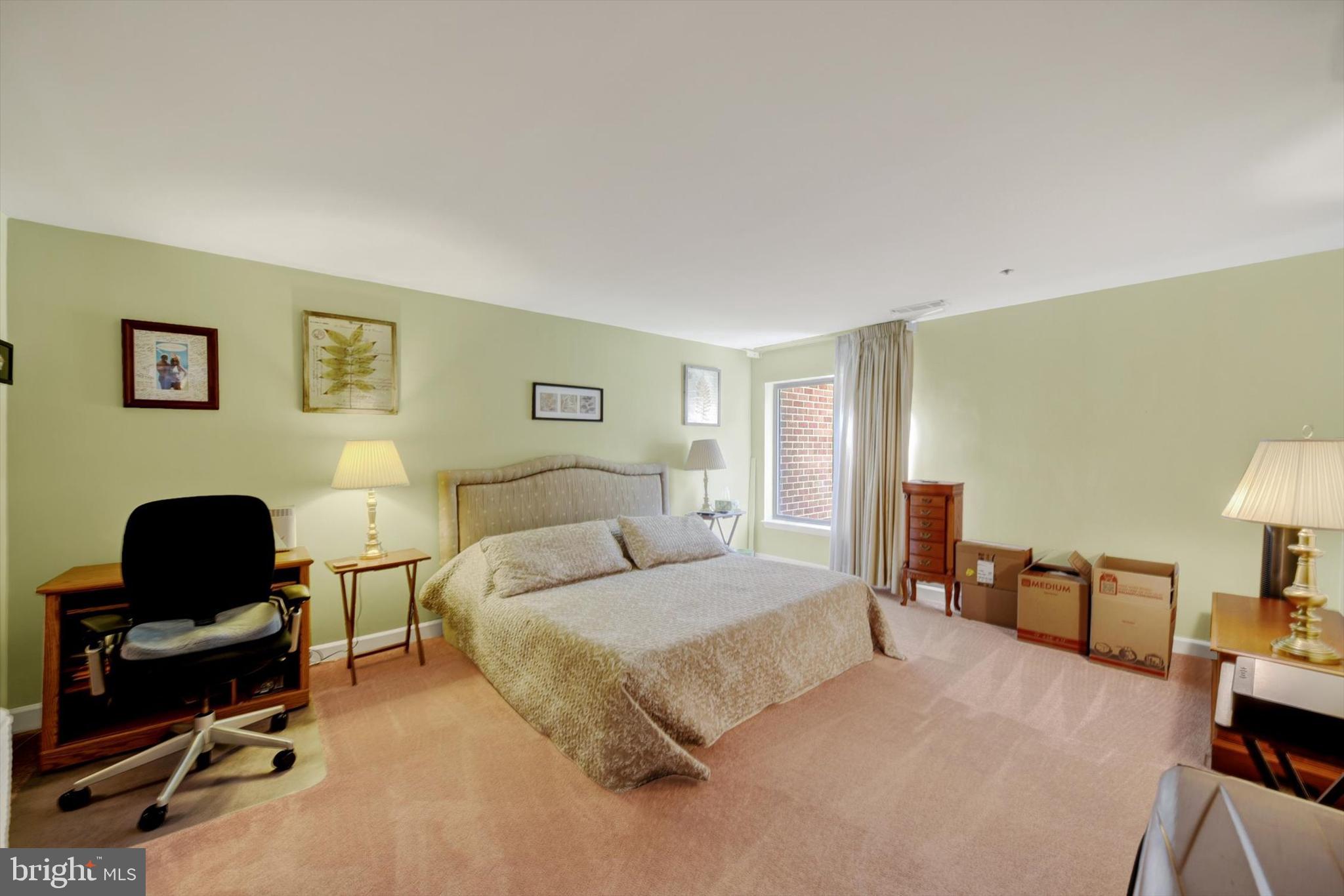 TOWSONGATE CONDOMINIUMS - Residential