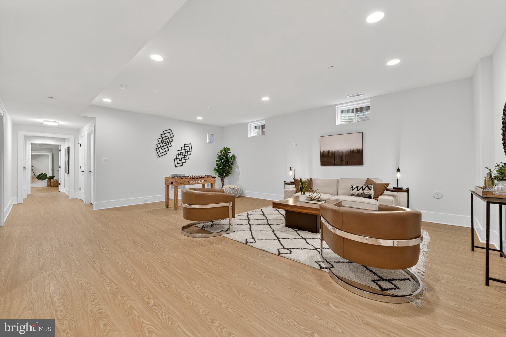 CHEVY CHASE TERRACE - Residential