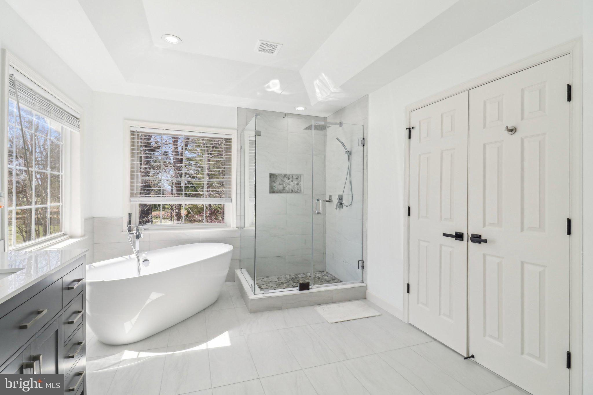 HIGHLAND OAKS - Residential