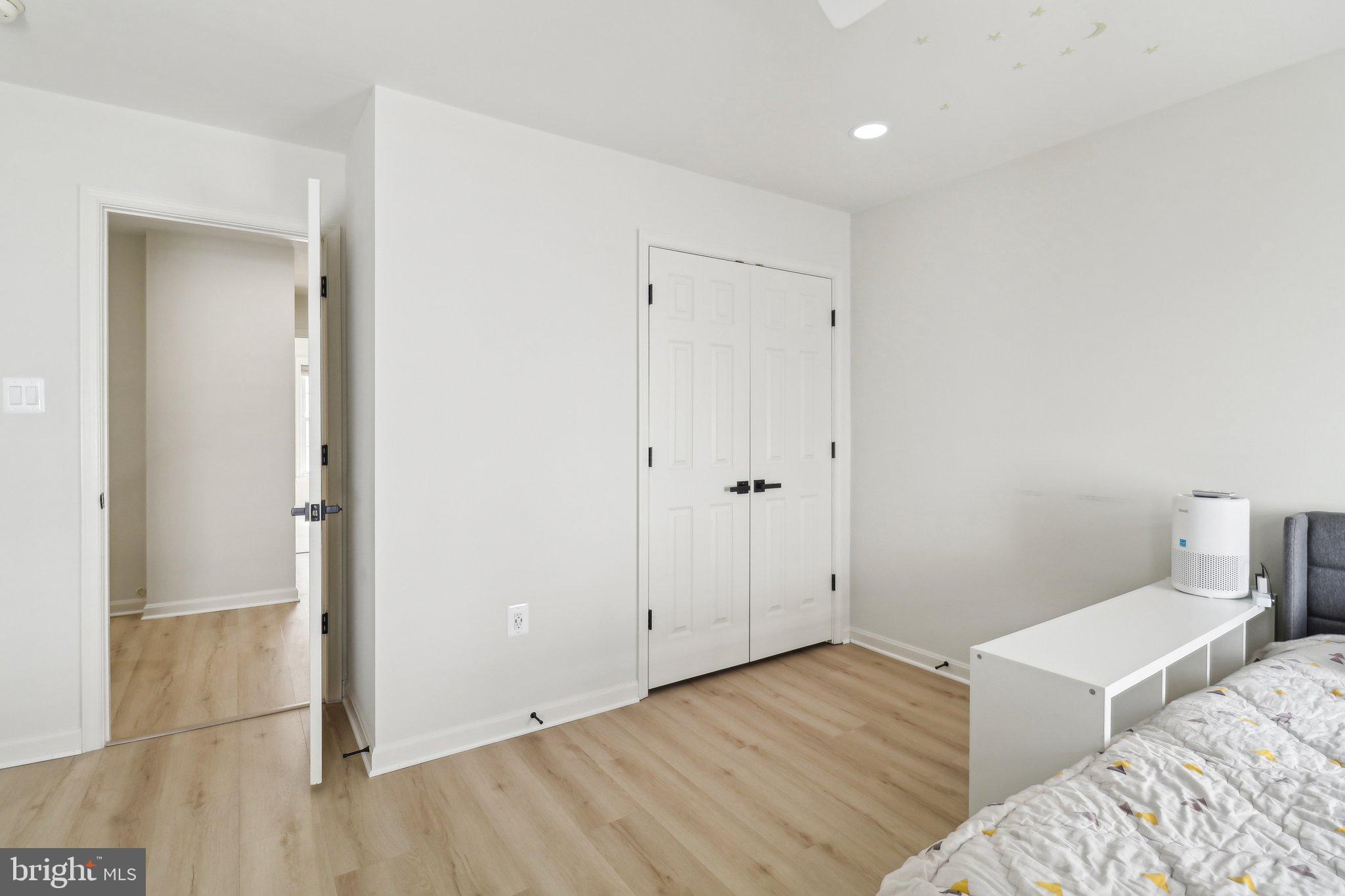 HIGHLAND OAKS - Residential