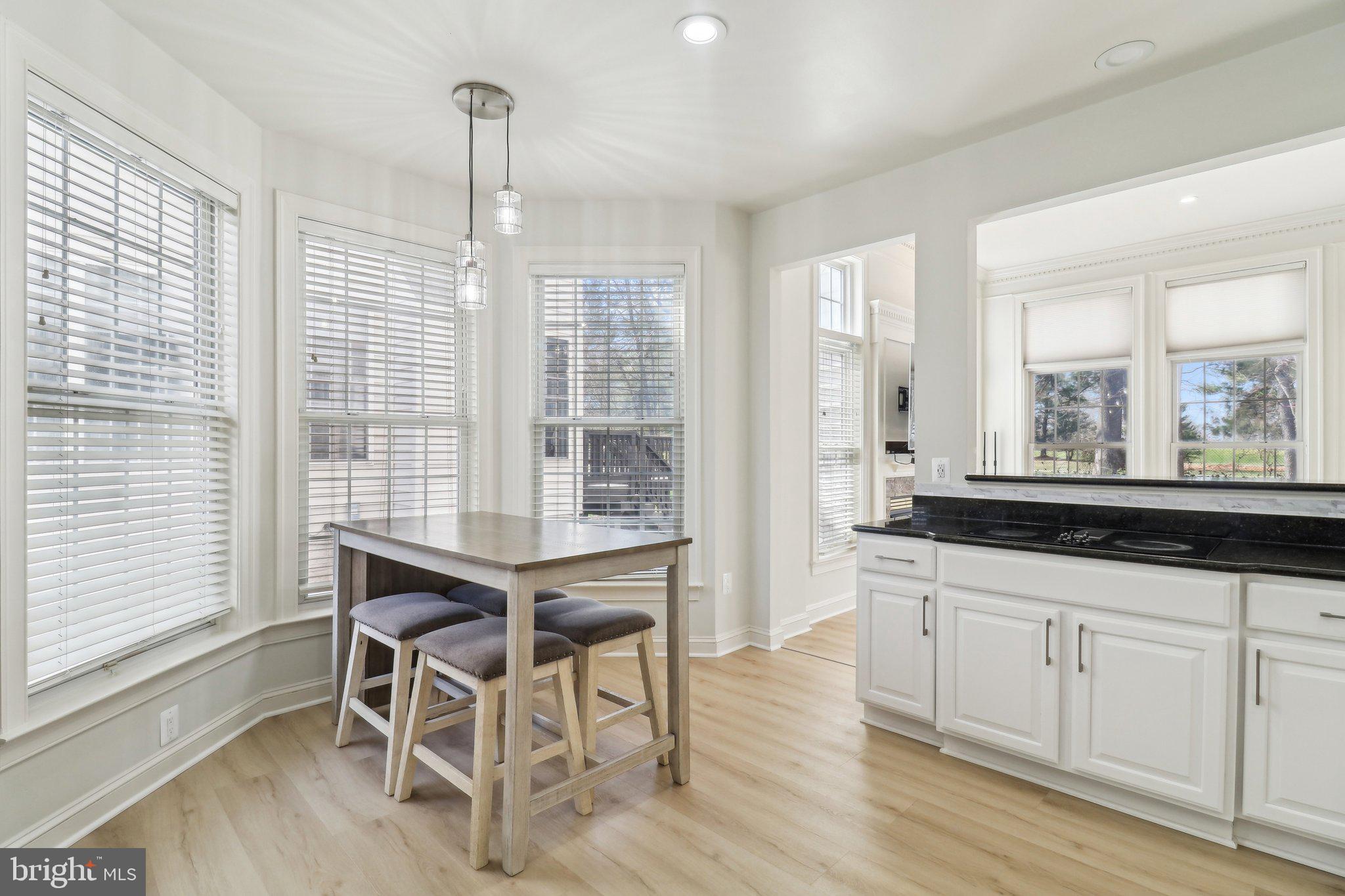 HIGHLAND OAKS - Residential