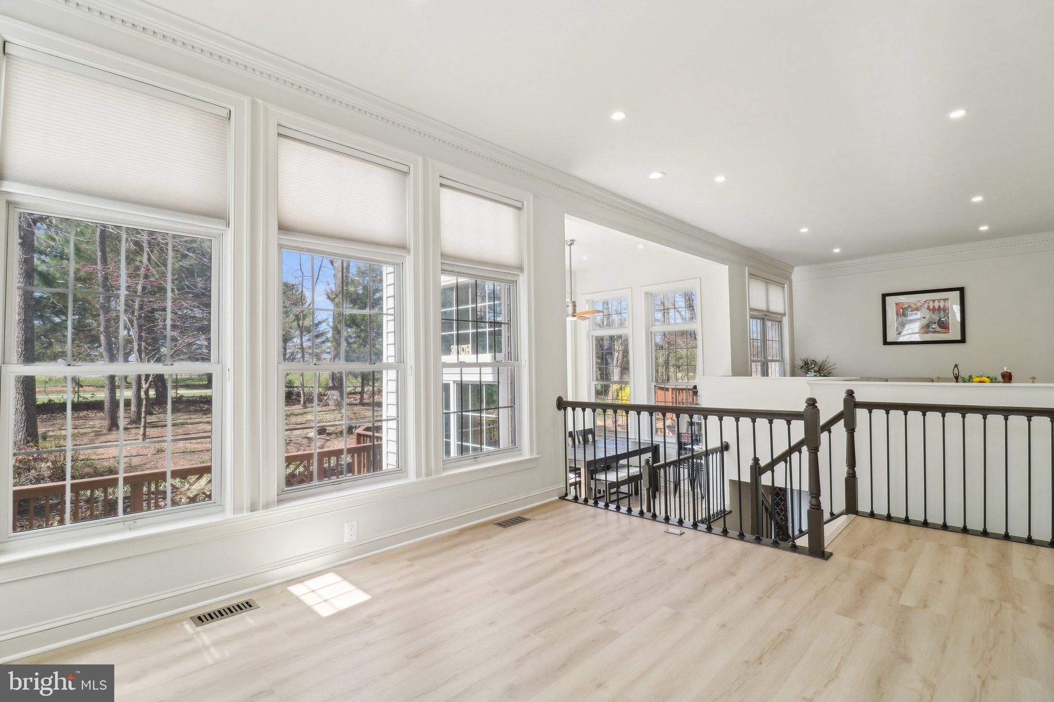 HIGHLAND OAKS - Residential