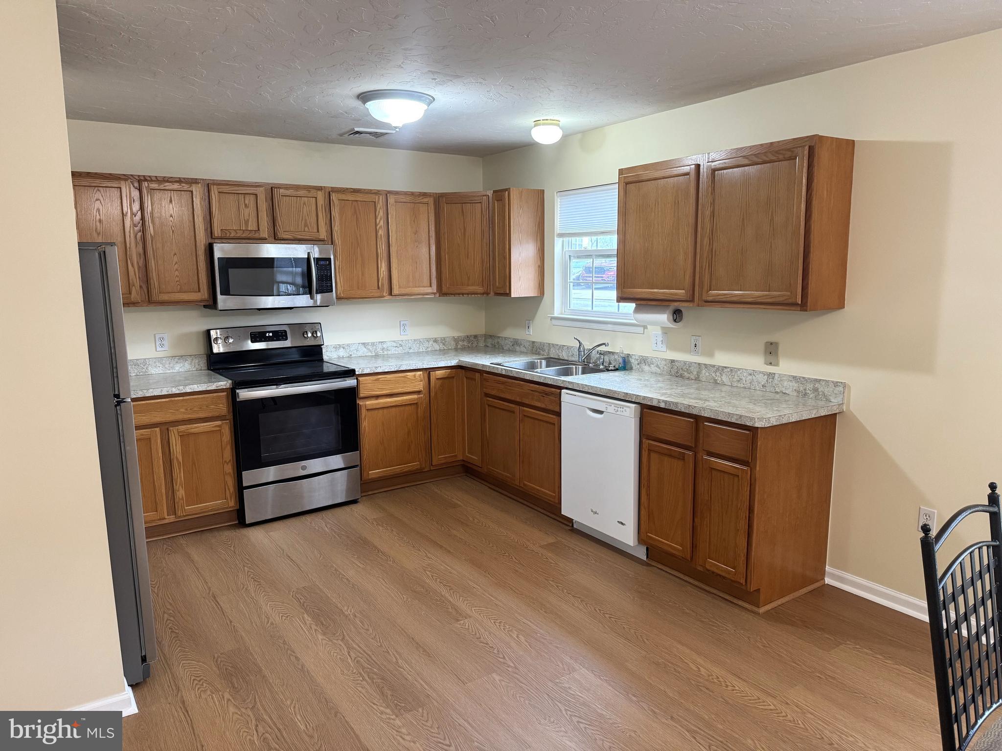 6746 SENECA RIDGE DRIVE