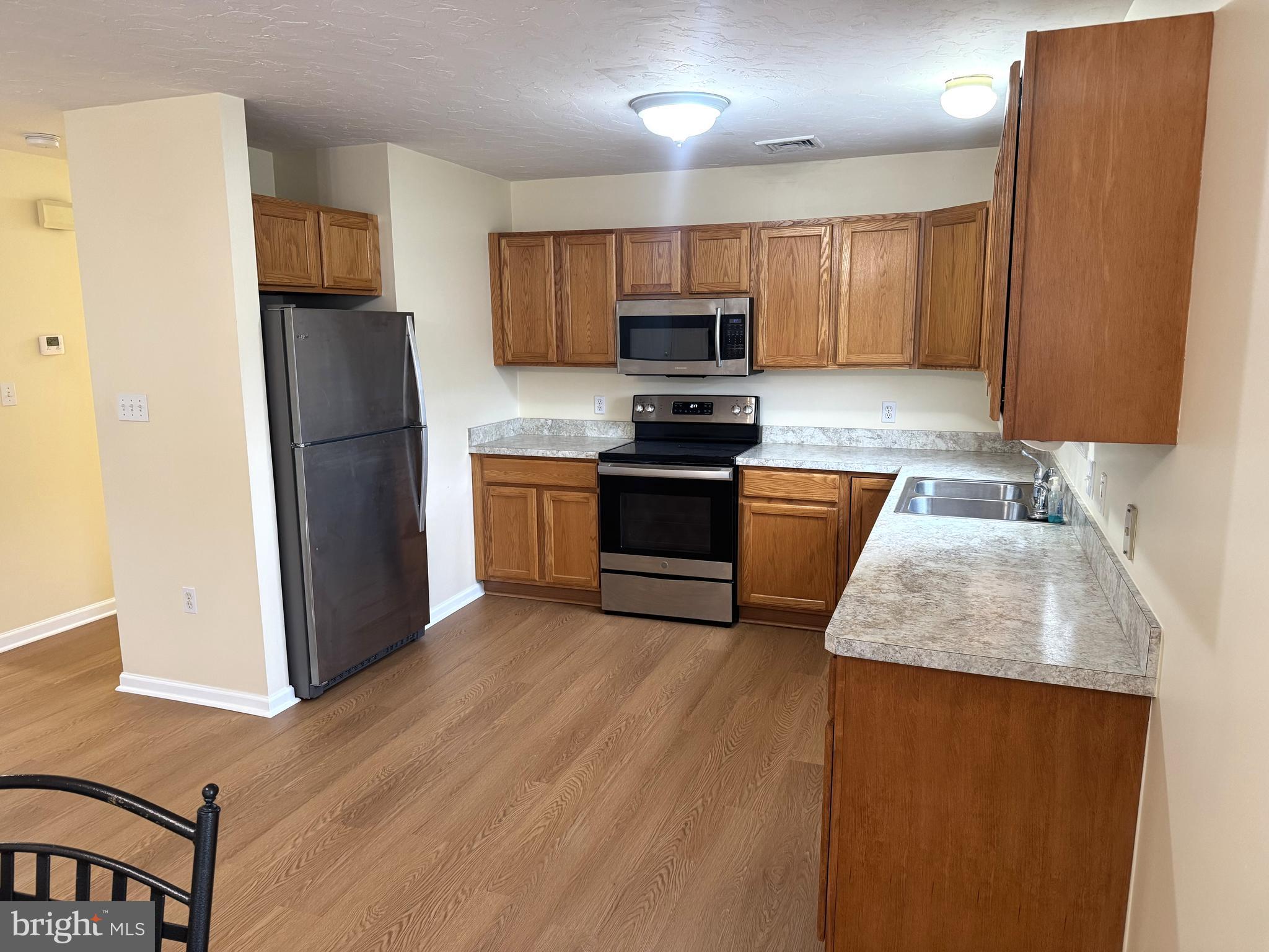 6746 SENECA RIDGE DRIVE