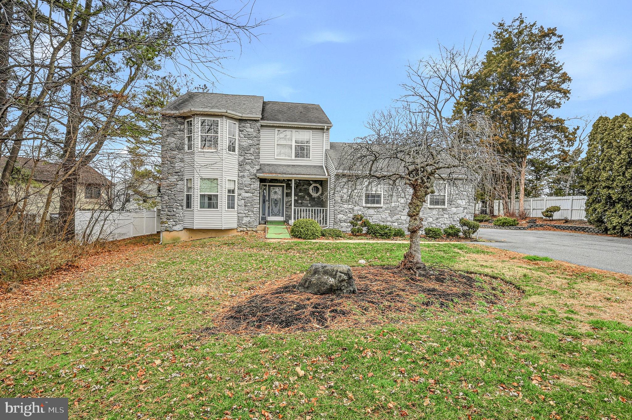 346 BEAR CHRISTIANA ROAD