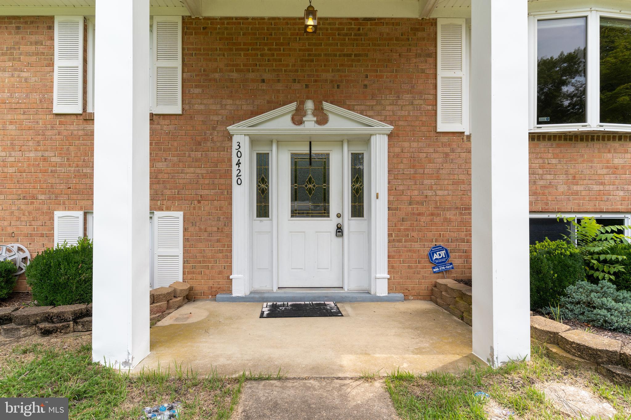30420 IROQUOIS LANE