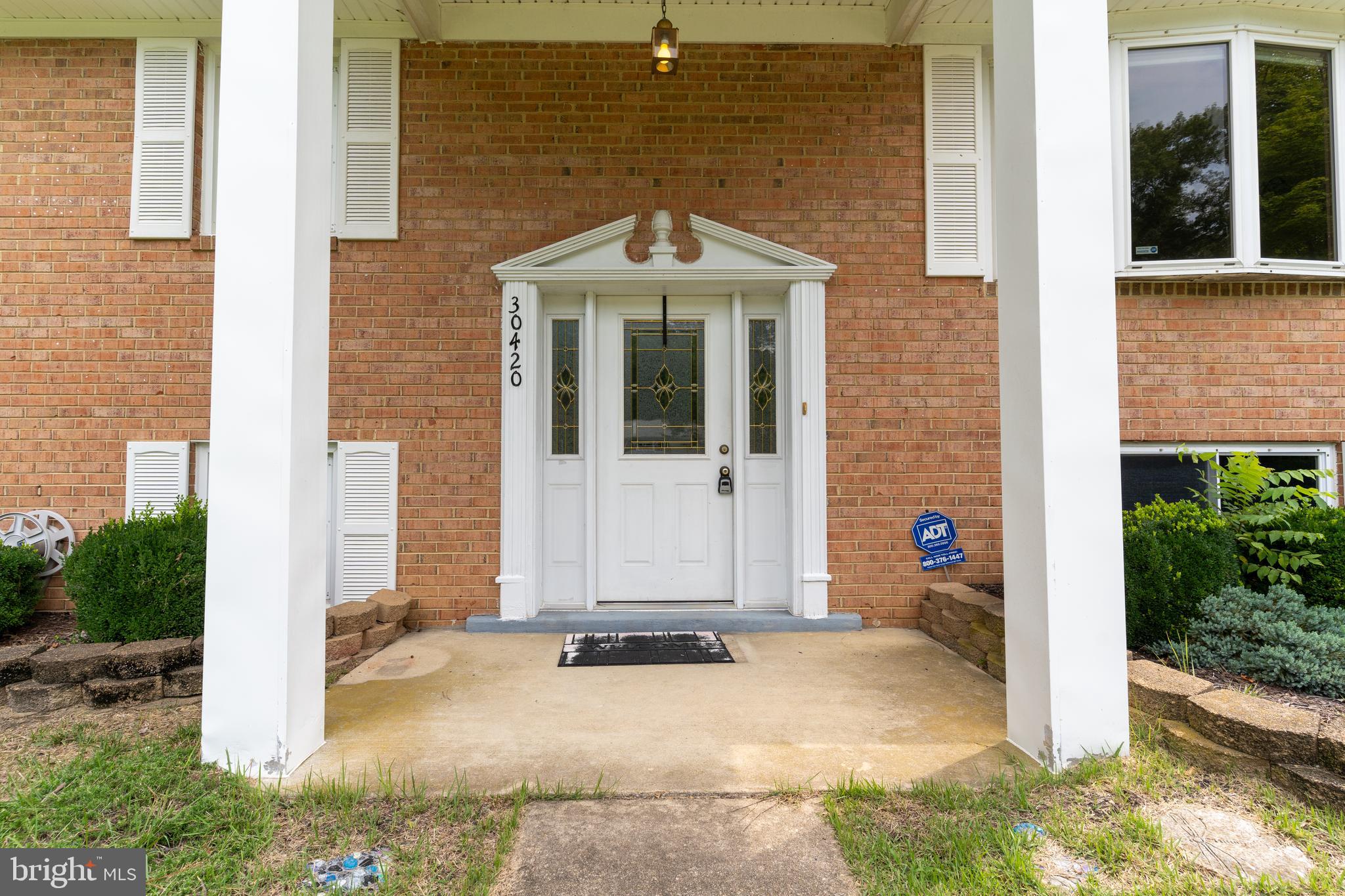 30420 IROQUOIS LANE