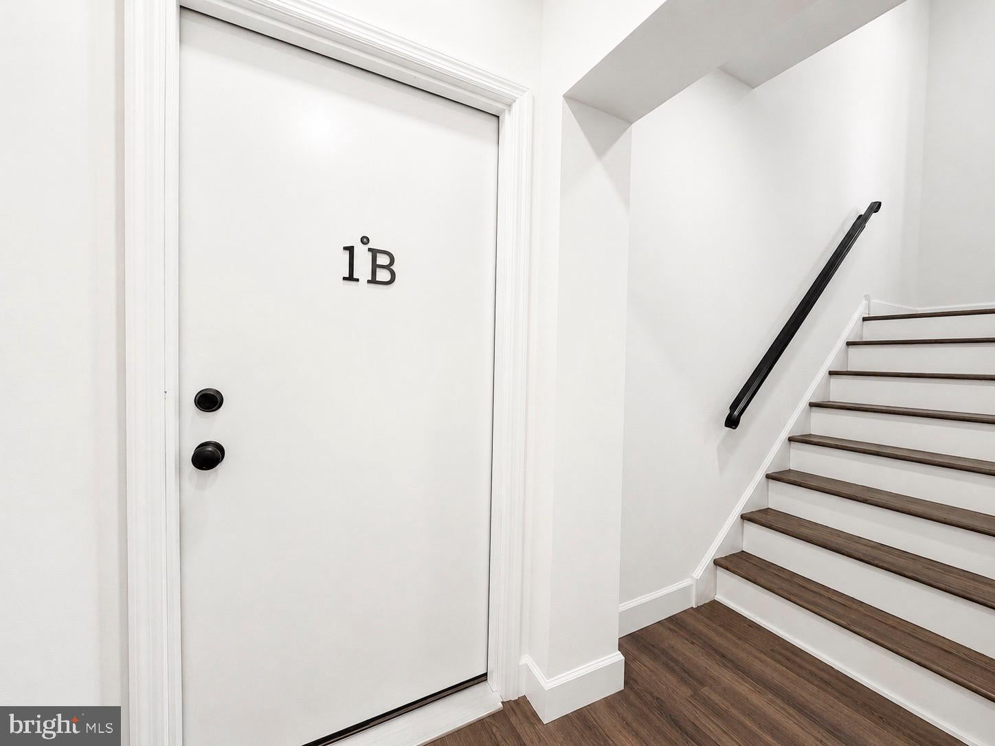 21 W FRONT STREET 1B