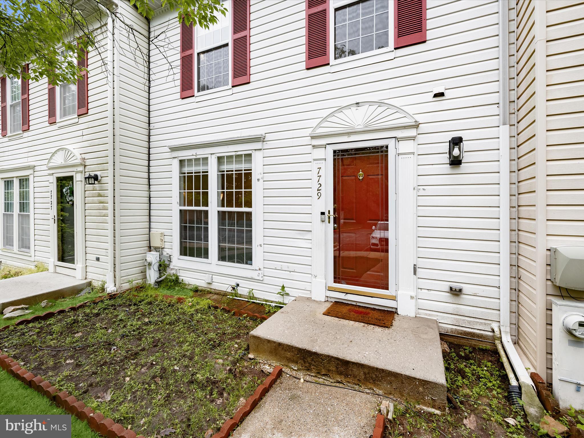 7729 PATUXENT OAK COURT