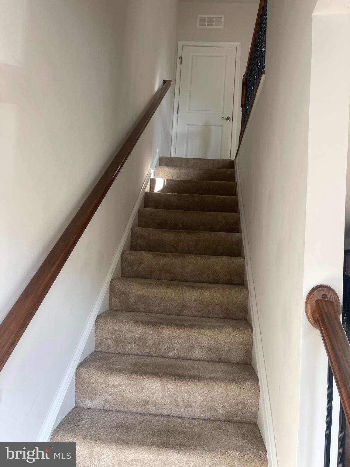 CREEKSIDE VILLAGE AT TANYARD SPRINGS - Residential