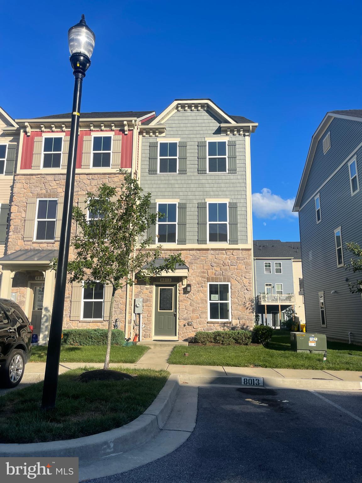 CREEKSIDE VILLAGE AT TANYARD SPRINGS - Residential