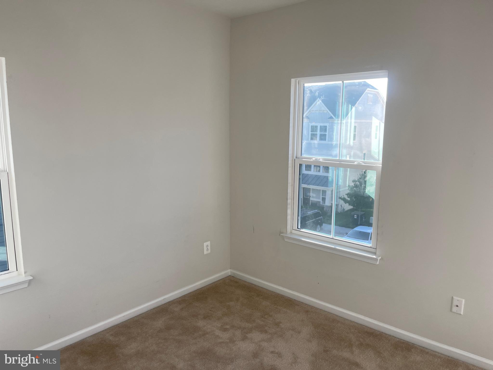 CREEKSIDE VILLAGE AT TANYARD SPRINGS - Residential