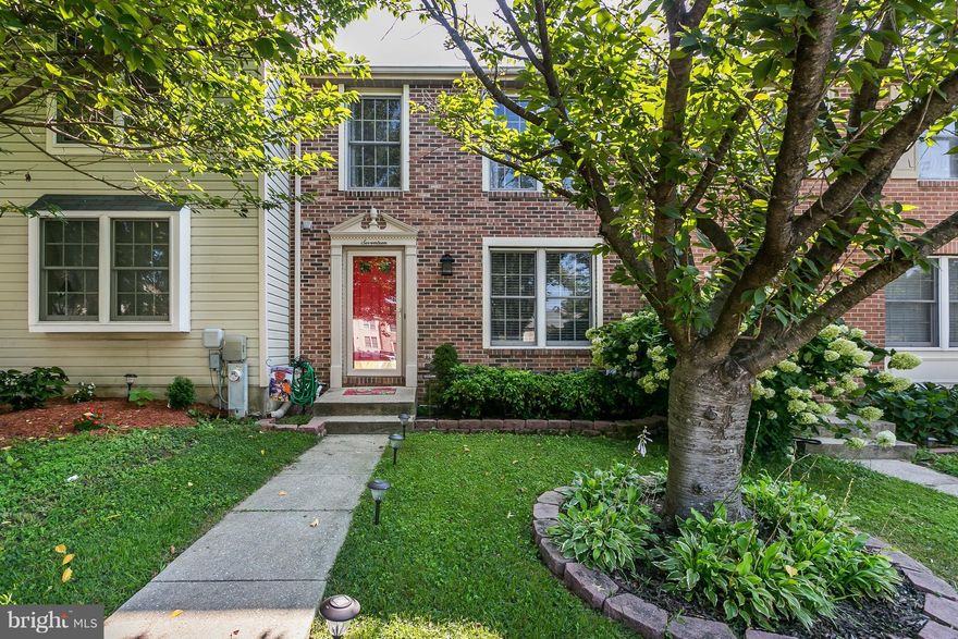 OPEN CANCELLED: Wonderfully updated and maintained home. This move in ready home includes laminate floors throughout*new carpet at steps*open kitchen with granite counters, stainless appliances and island included*dining area opens to large deck and treed back yard*lower level nicely finished and includes a full bath and workshop*freshly painted. Great location and very reasonable HOA dues.