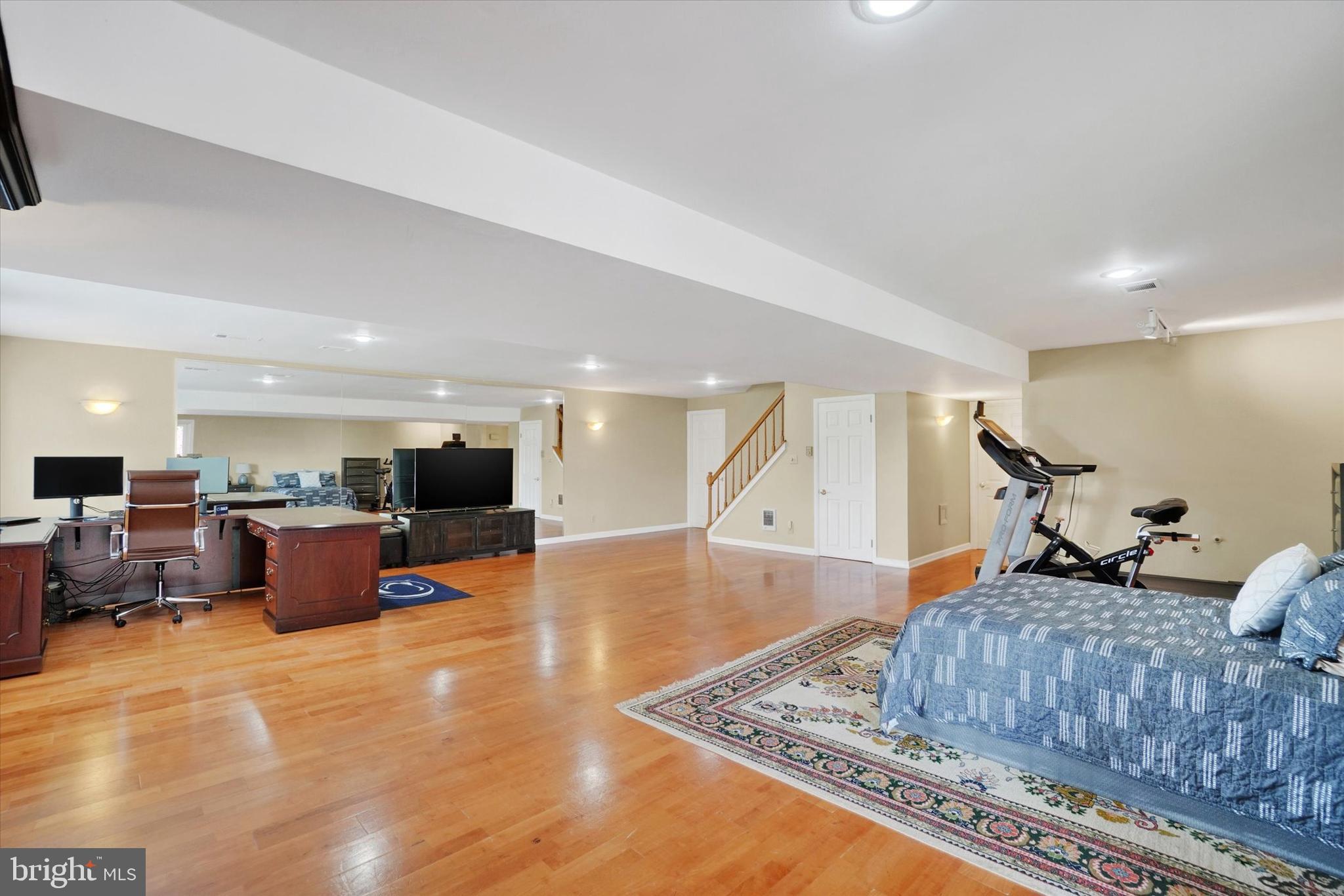 PENN OAKS SOUTH - Residential