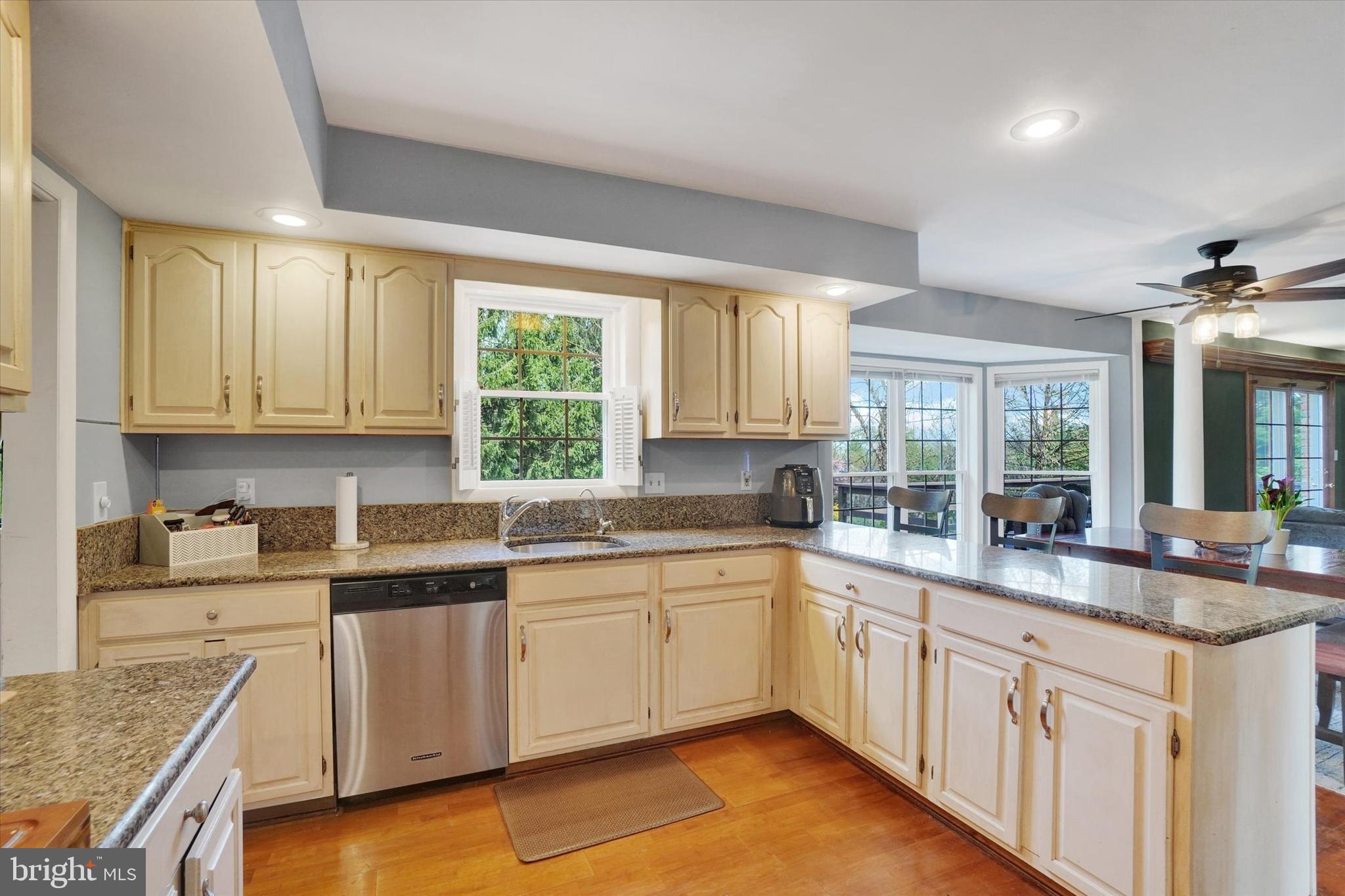 PENN OAKS SOUTH - Residential