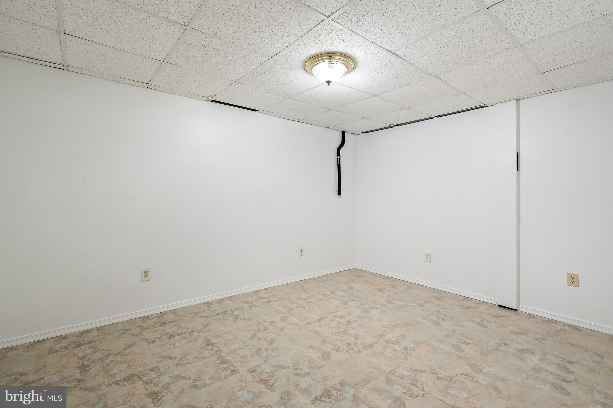 CANTERBURY VILLAGE - Residential