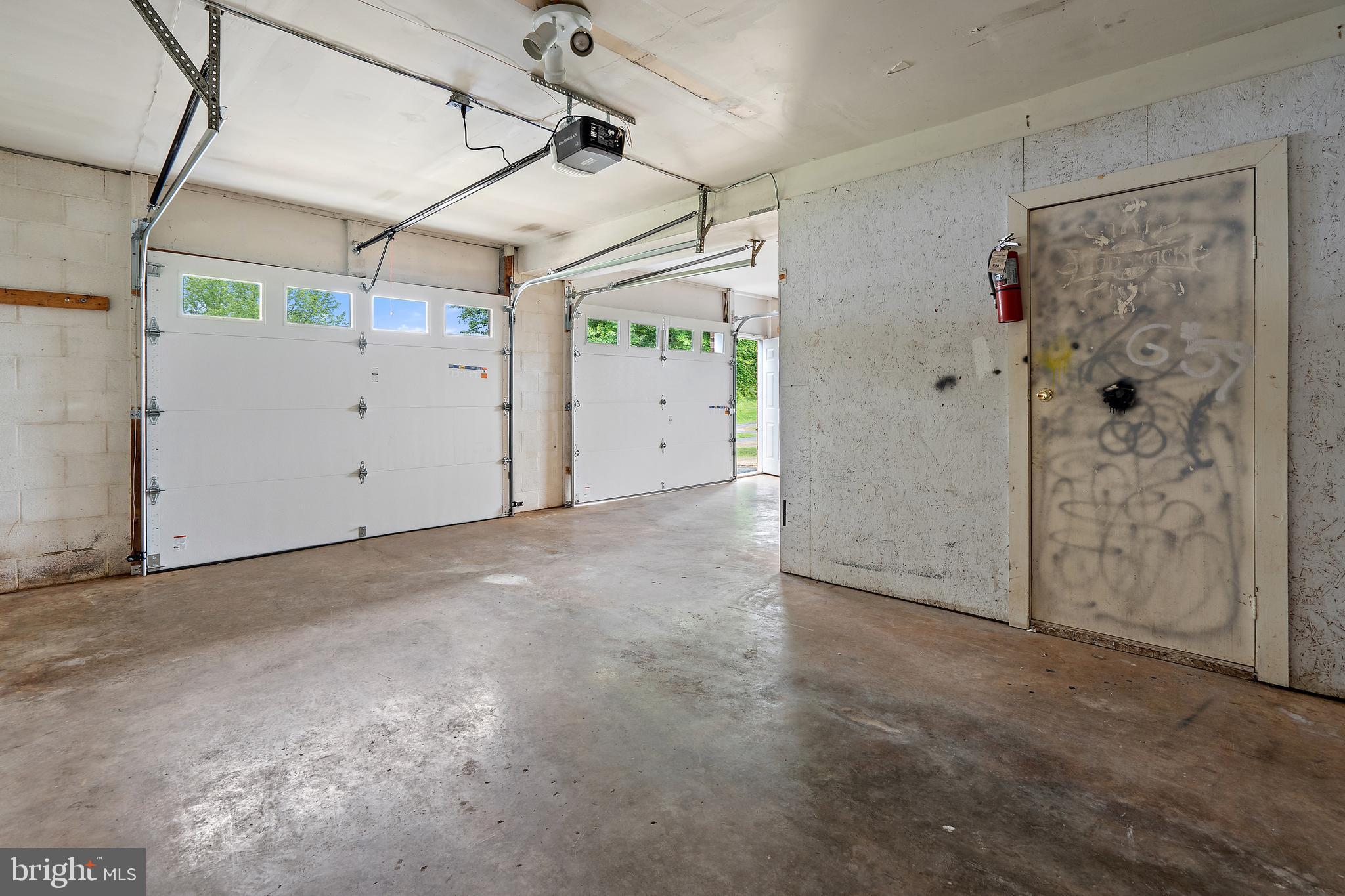 CANTERBURY VILLAGE - Residential