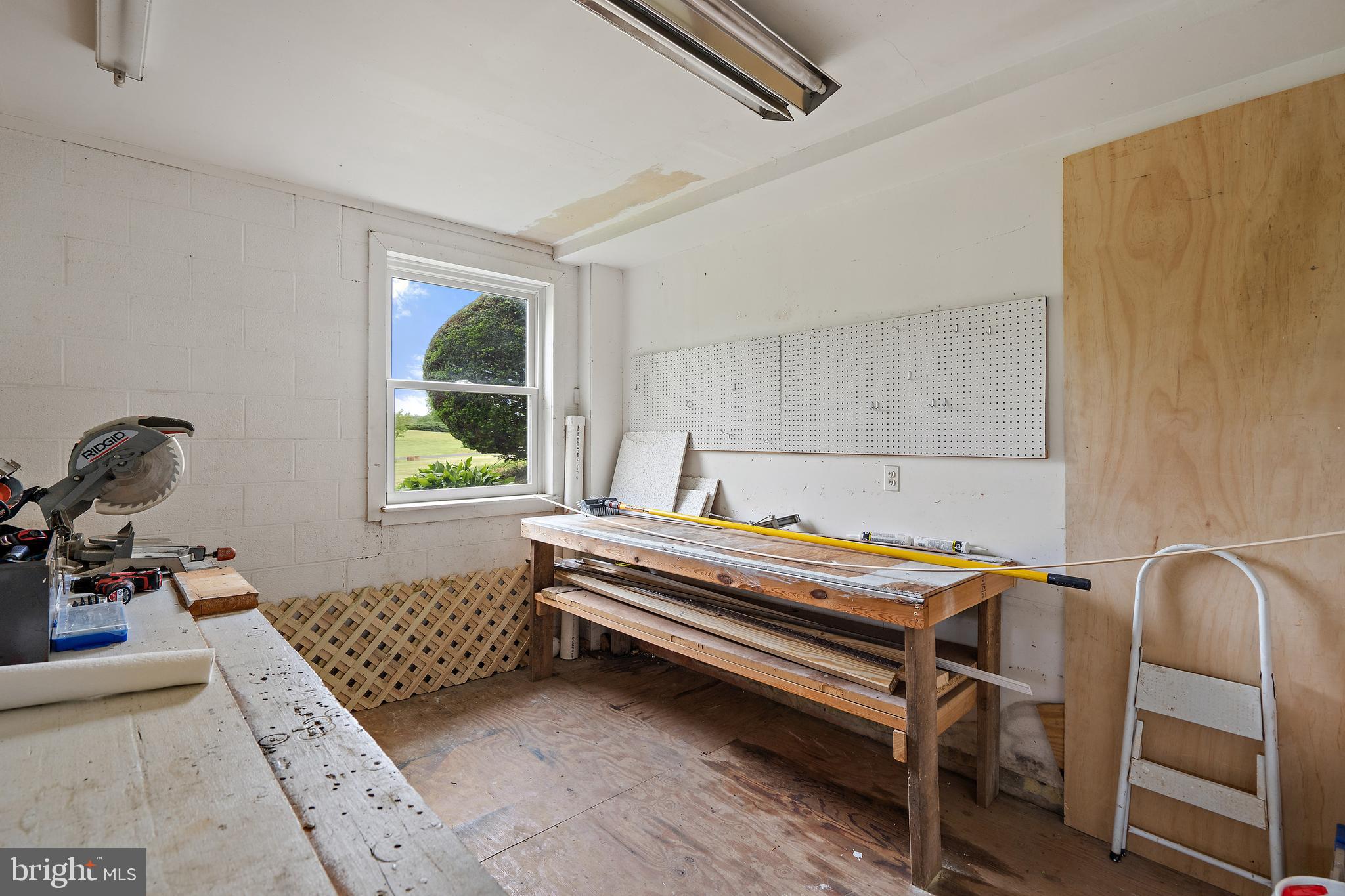 CANTERBURY VILLAGE - Residential