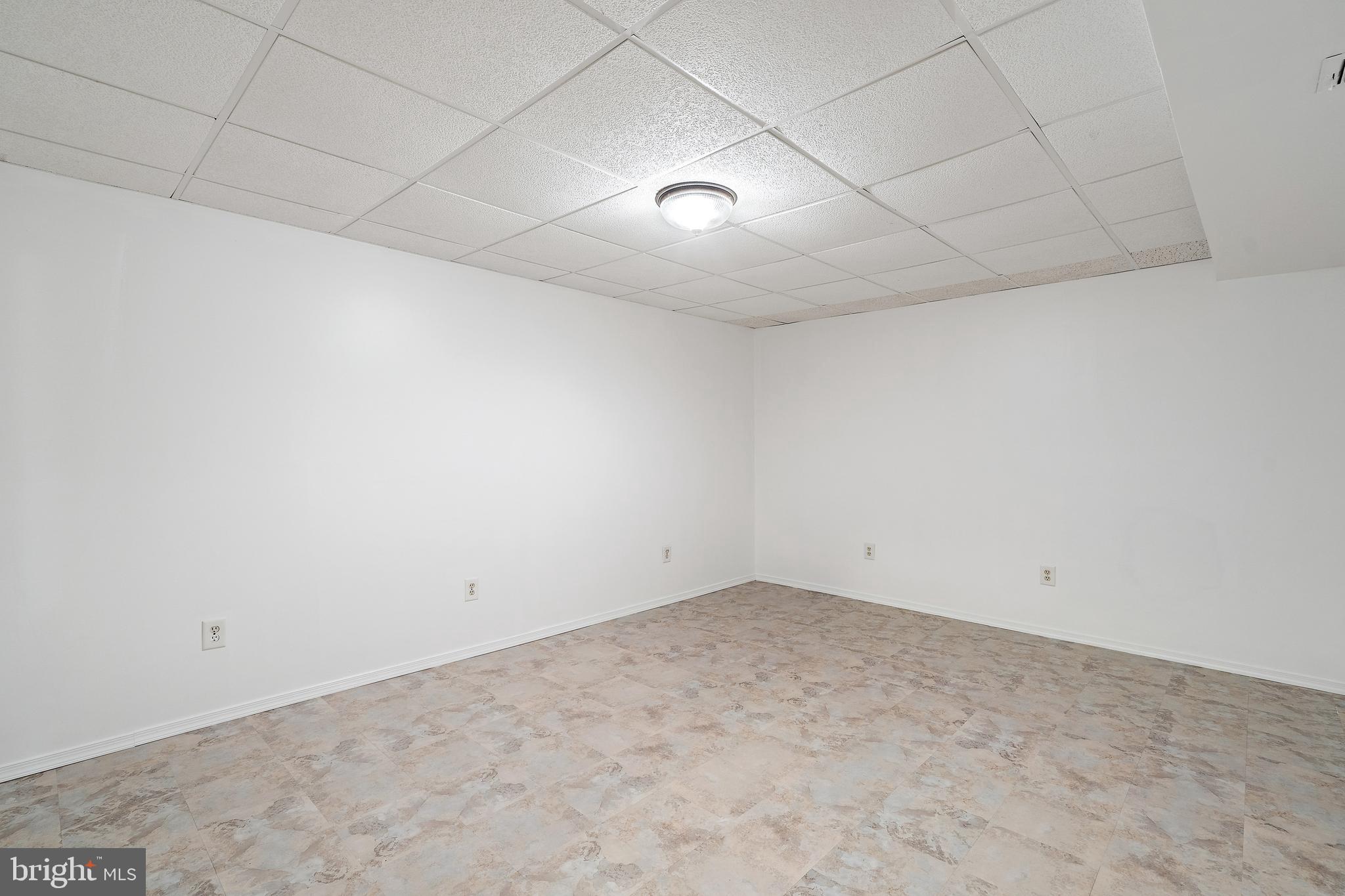 CANTERBURY VILLAGE - Residential