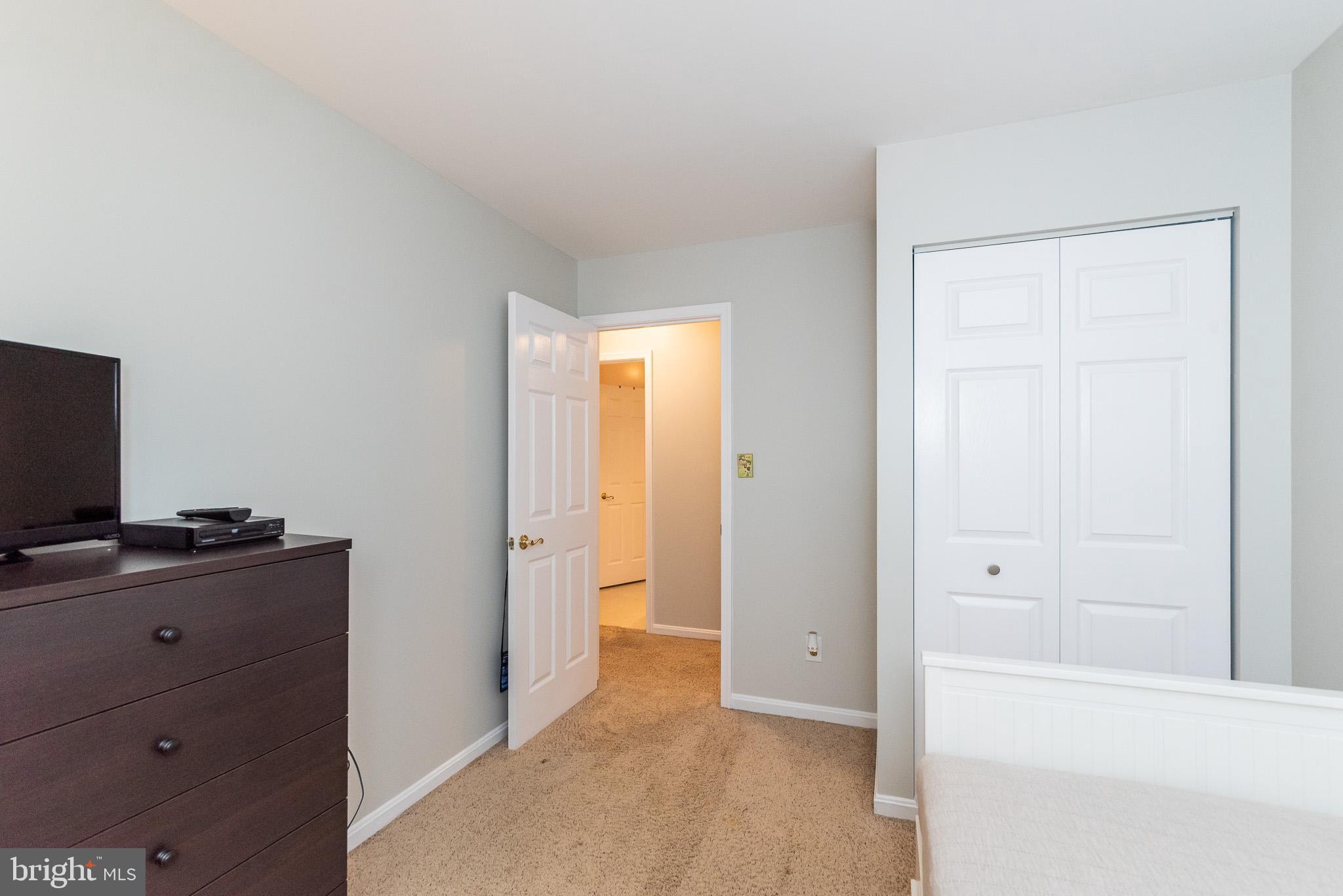 VILLAGE OF THOMAS RUN - Residential