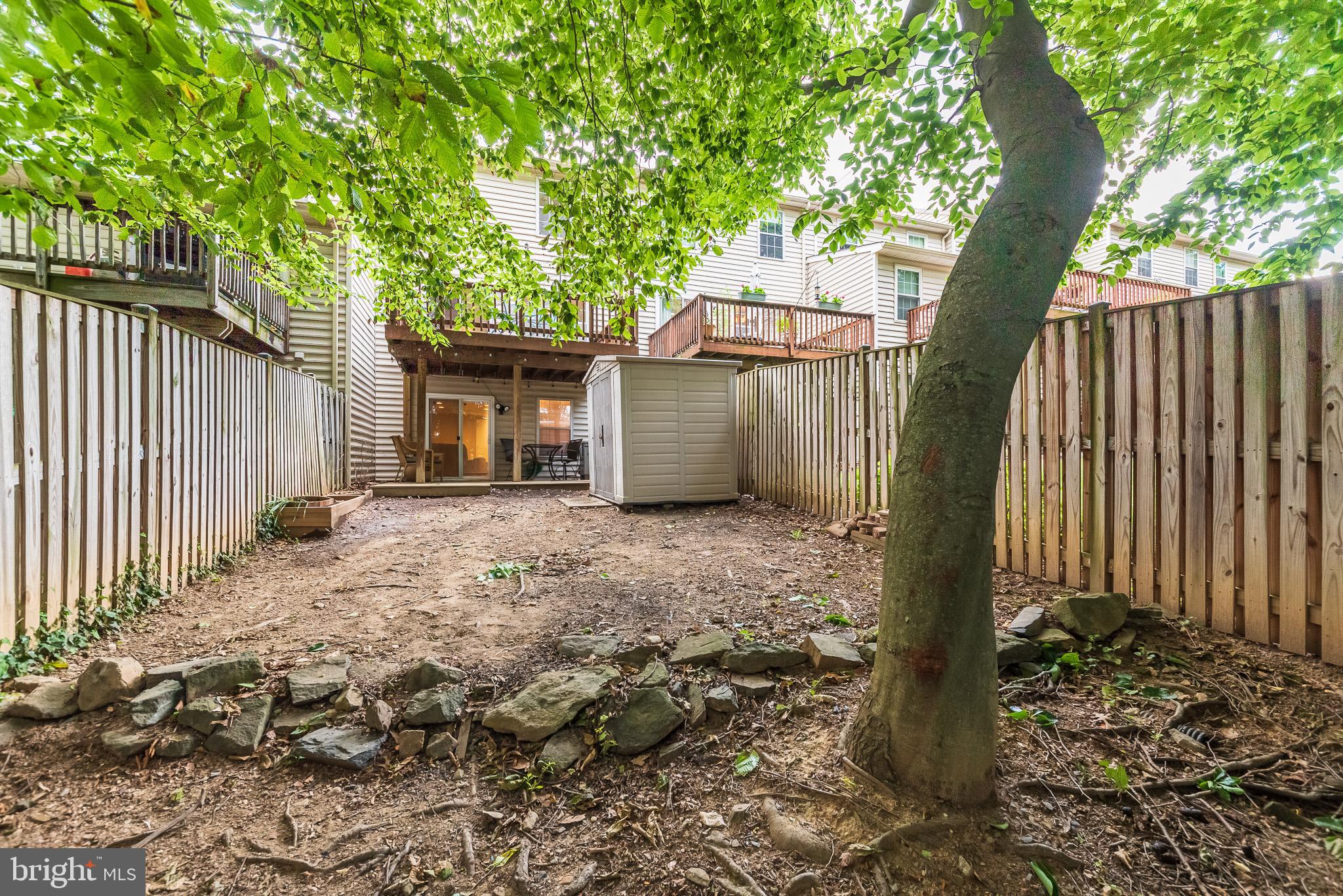 VILLAGE OF THOMAS RUN - Residential