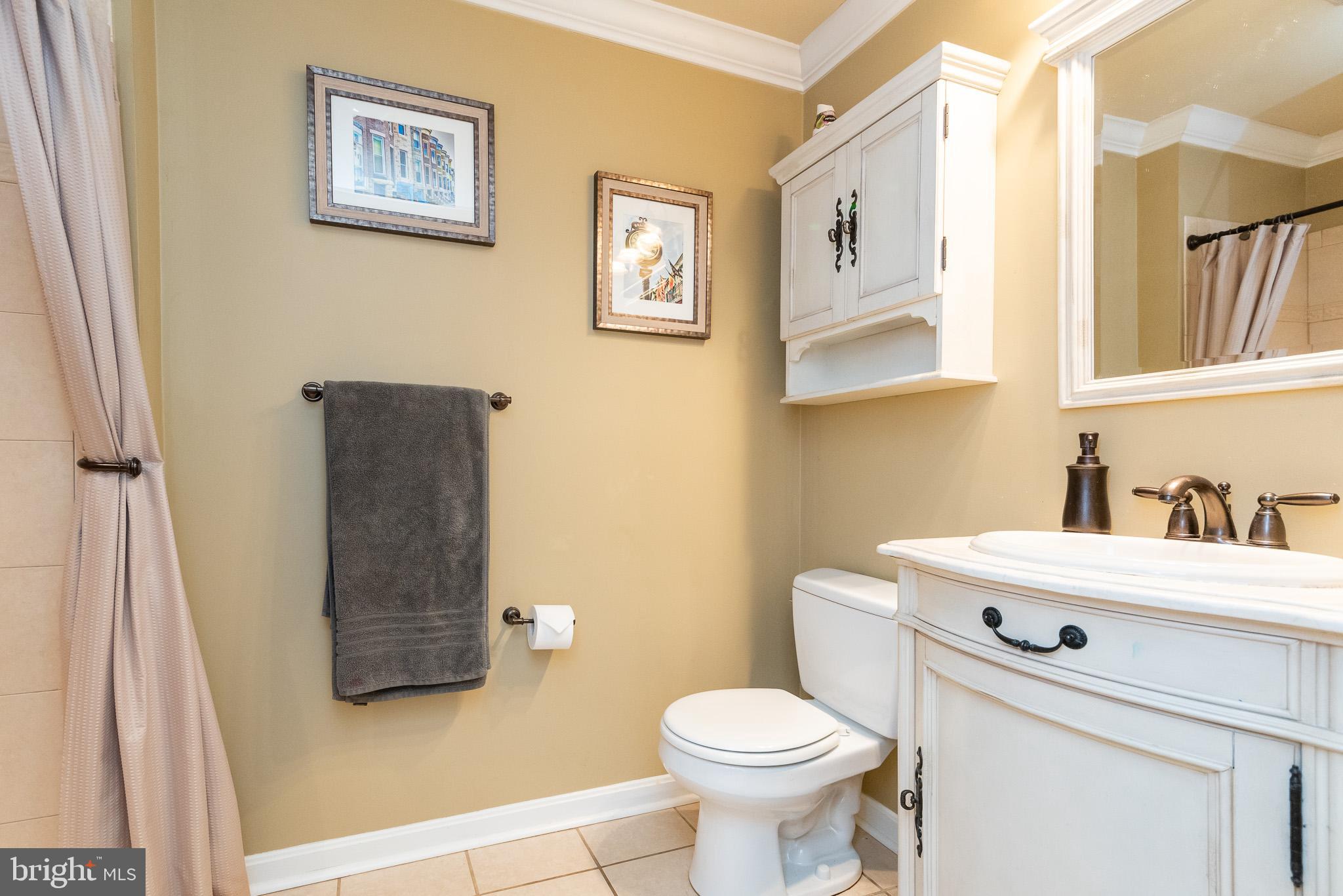 VILLAGE OF THOMAS RUN - Residential