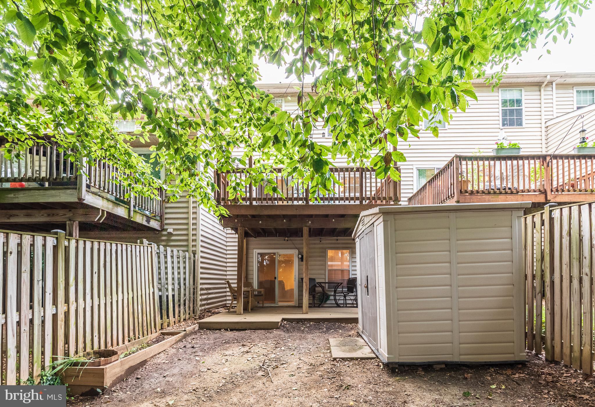 VILLAGE OF THOMAS RUN - Residential