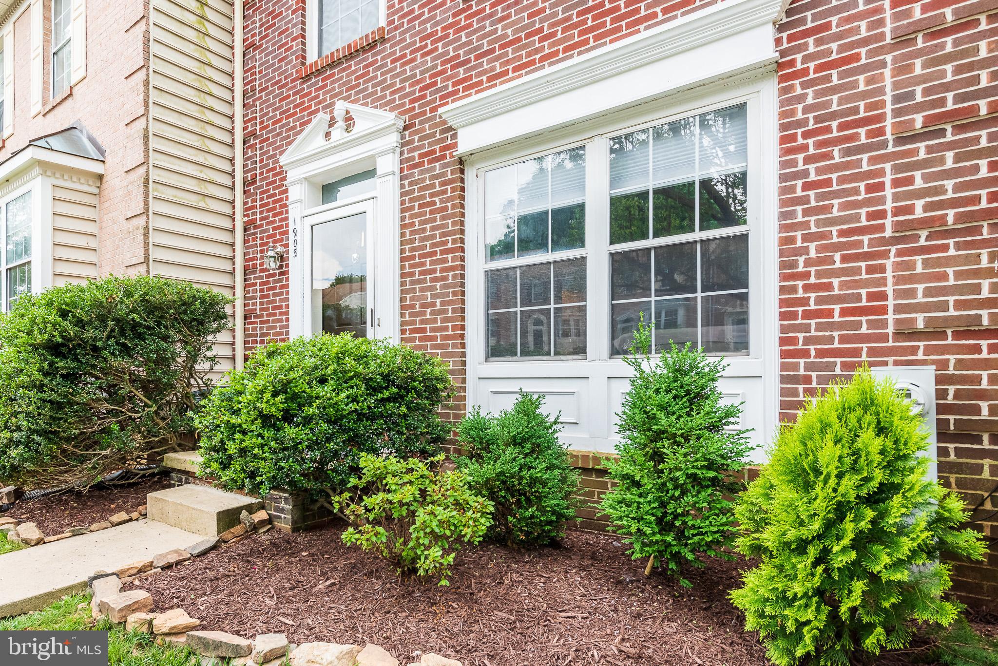 VILLAGE OF THOMAS RUN - Residential