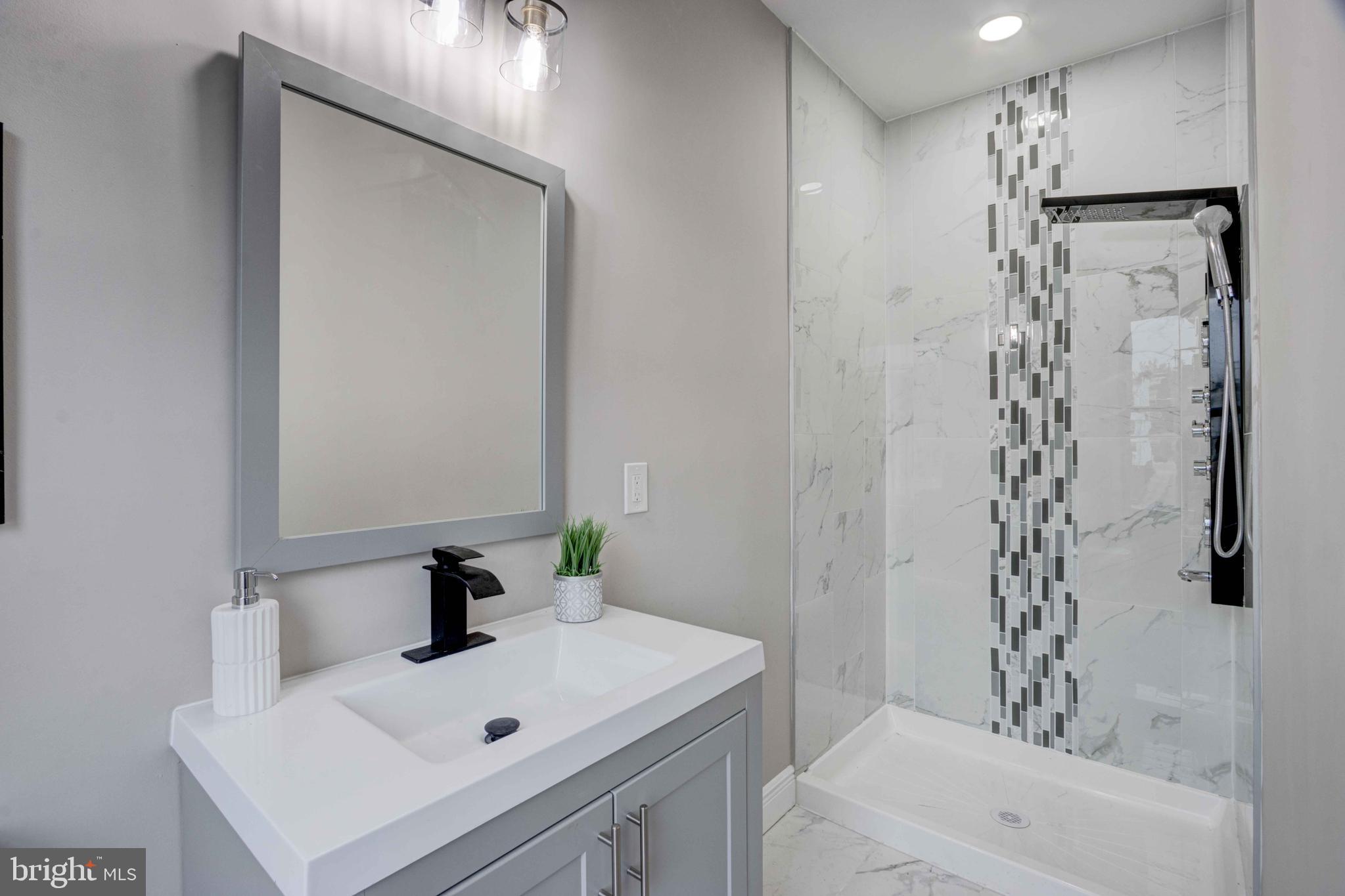 EDMONDSON - Residential