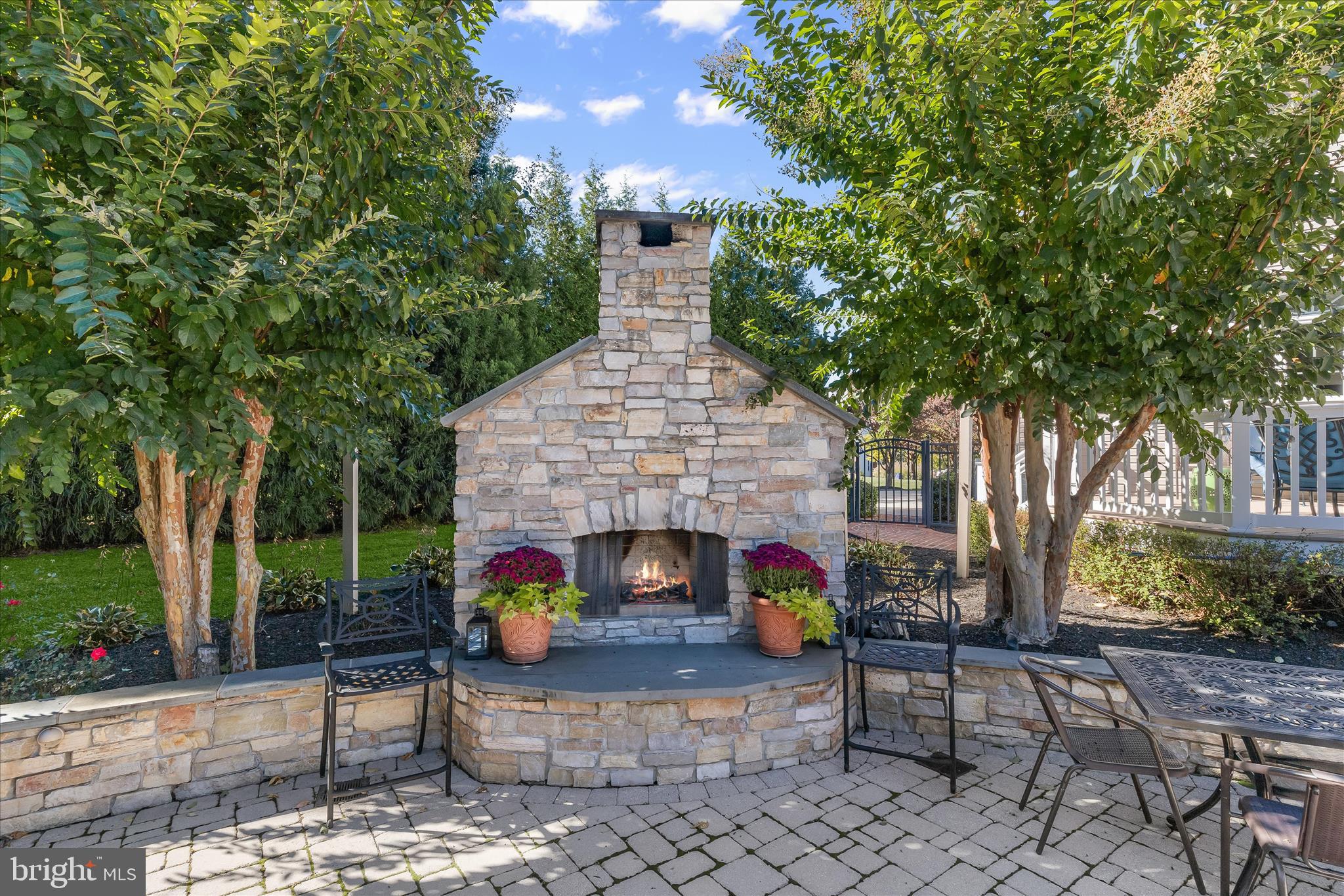 HIGHLAND - Residential