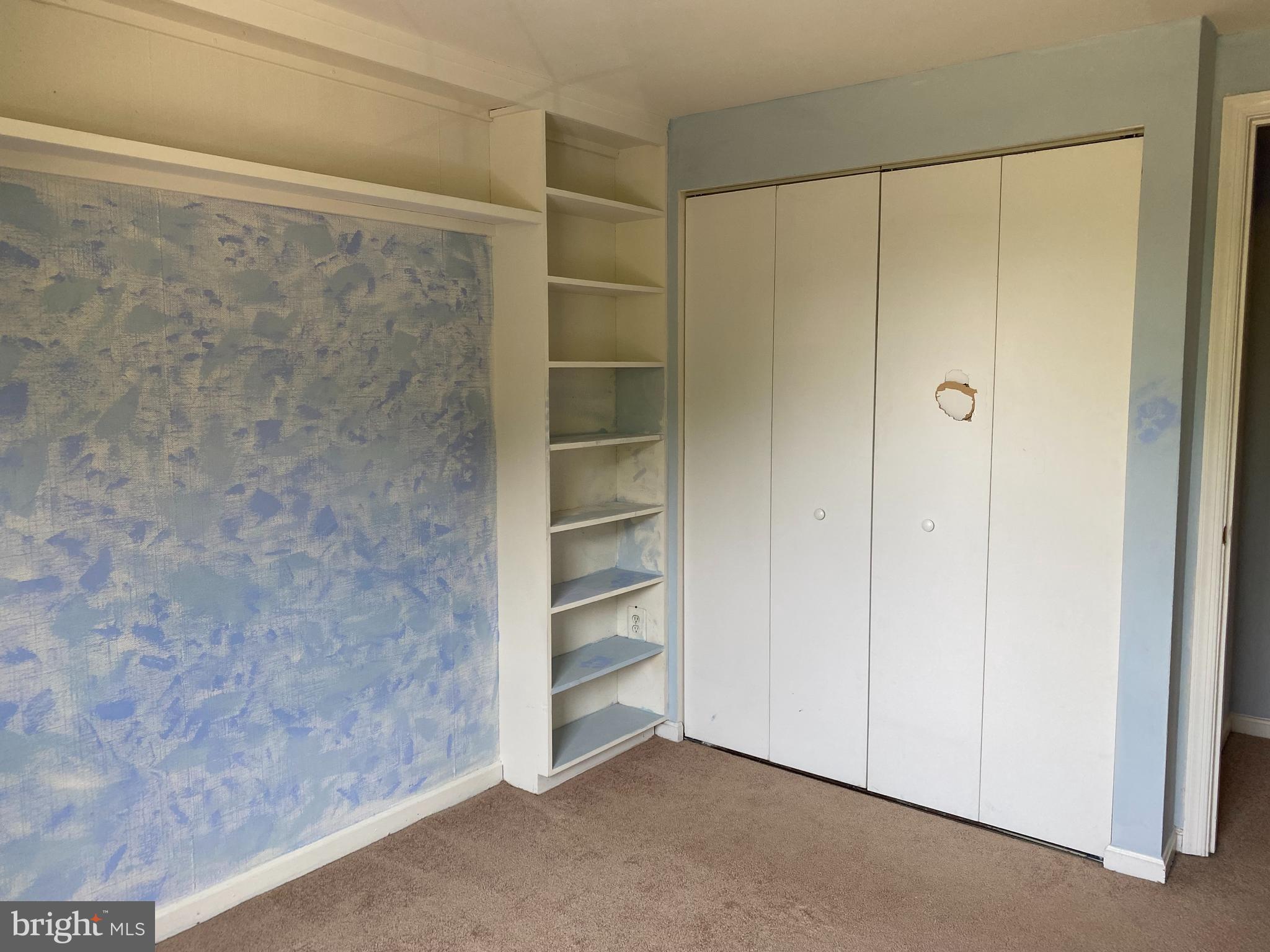 MONTGOMERY VILLAGE - Residential