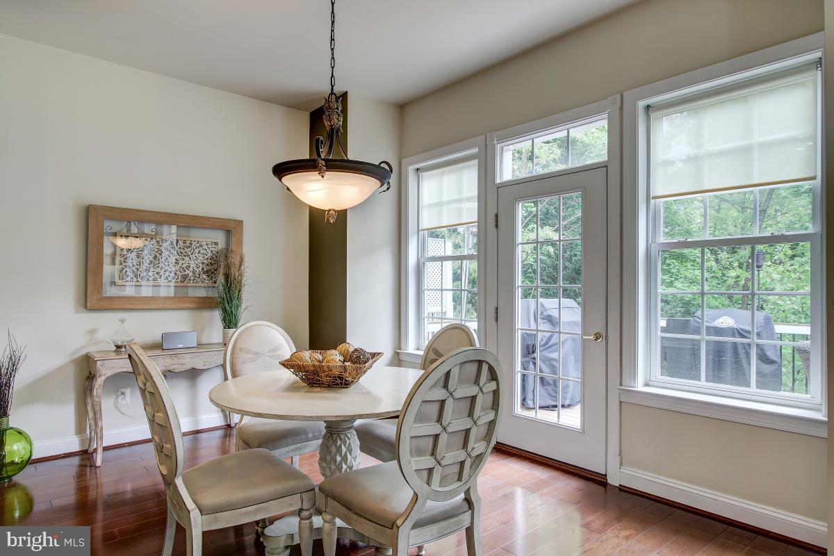 LOWES ISLAND/CASCADES - Residential