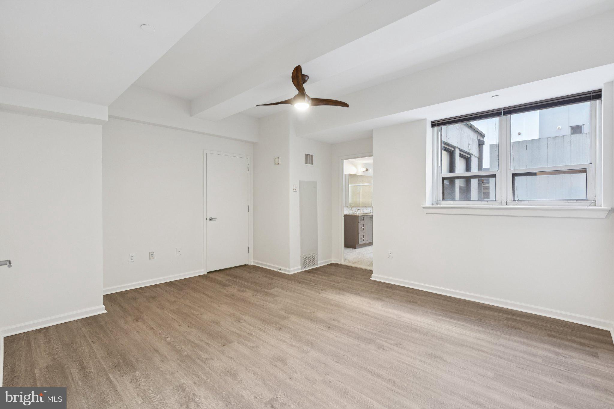 AVENUE OF THE ARTS - Residential