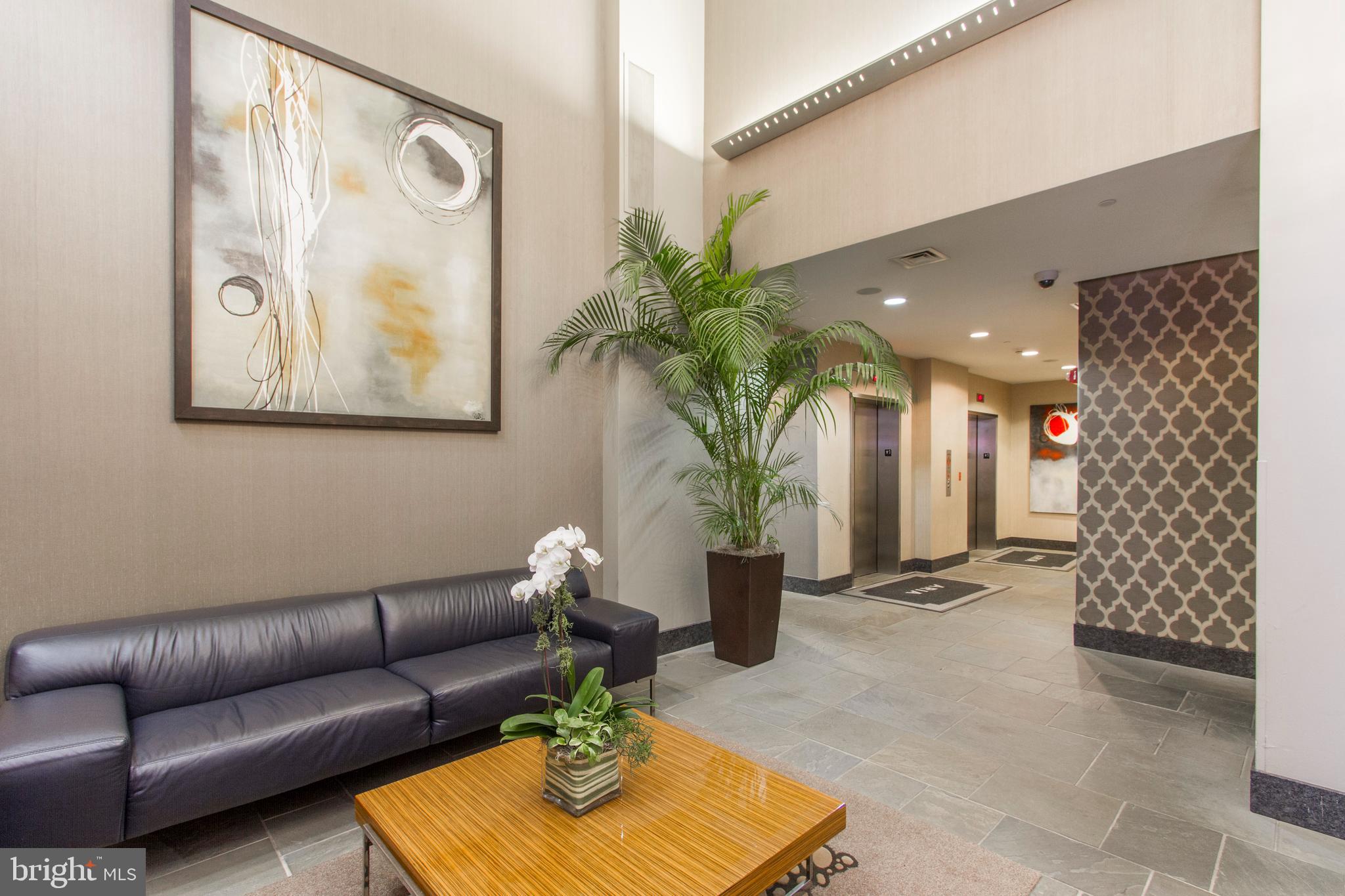 AVENUE OF THE ARTS - Residential