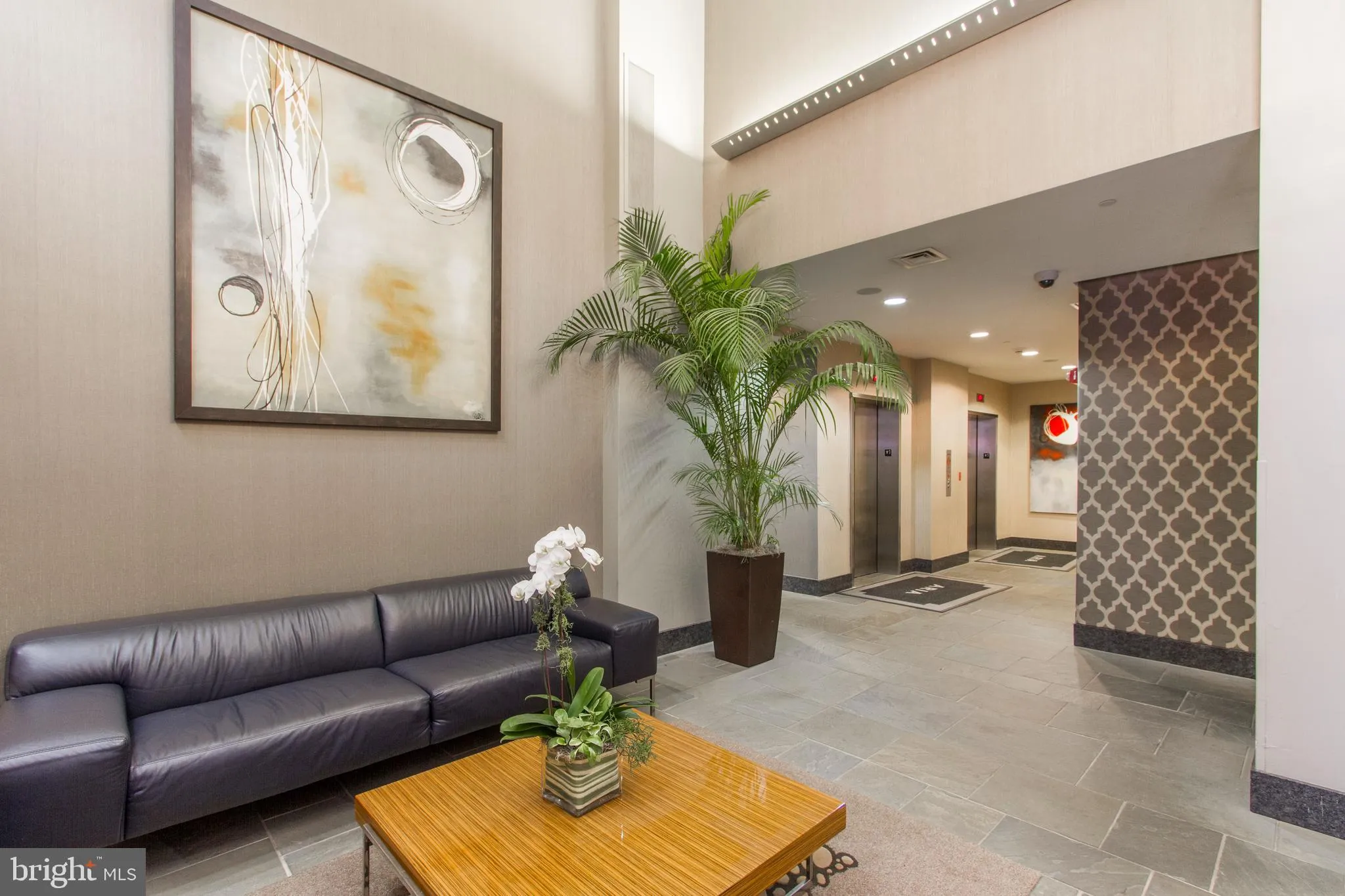 Philadelphia, Pennsylvania 19102, United States, 1 Bedroom Bedrooms, ,2 BathroomsBathrooms,Residential,Active,233729