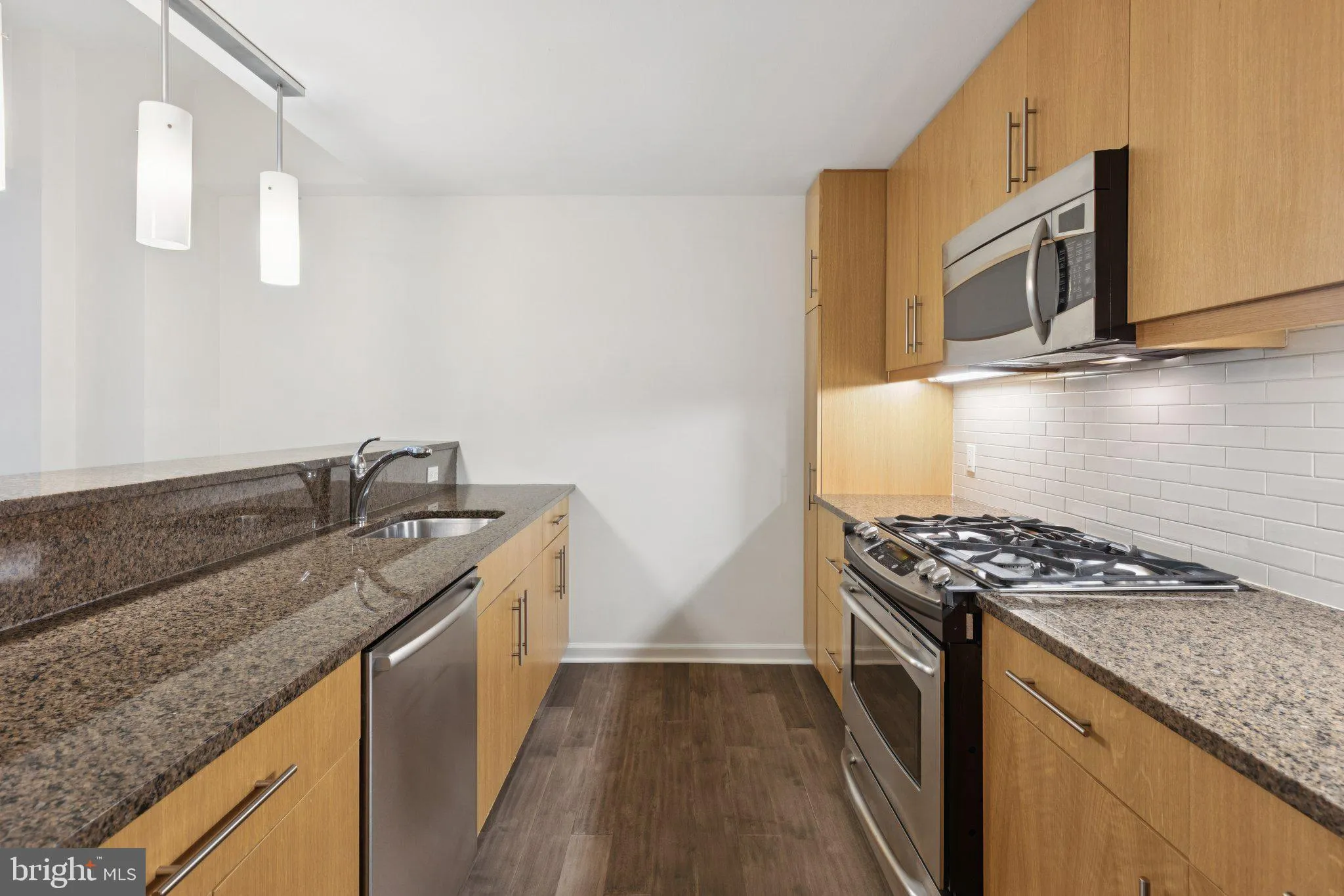 Philadelphia, Pennsylvania 19102, United States, 1 Bedroom Bedrooms, ,2 BathroomsBathrooms,Residential,Active,233729