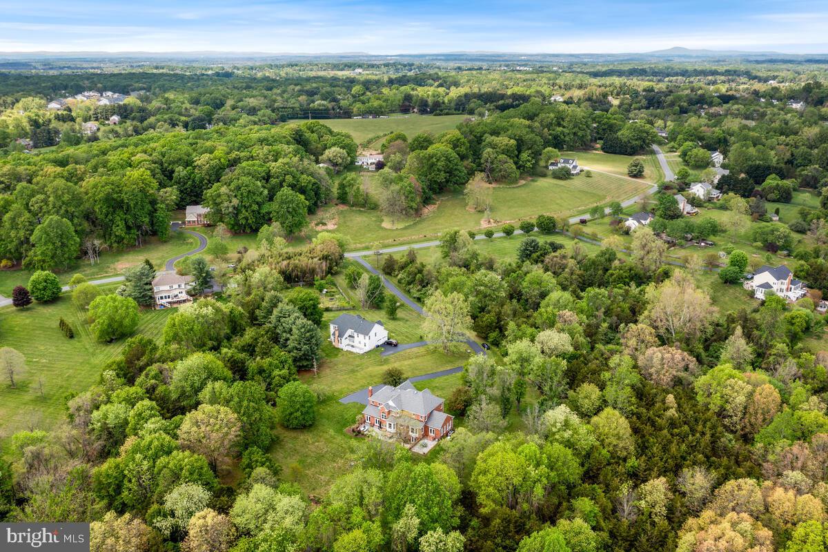 DARNESTOWN KNOLLS - Residential