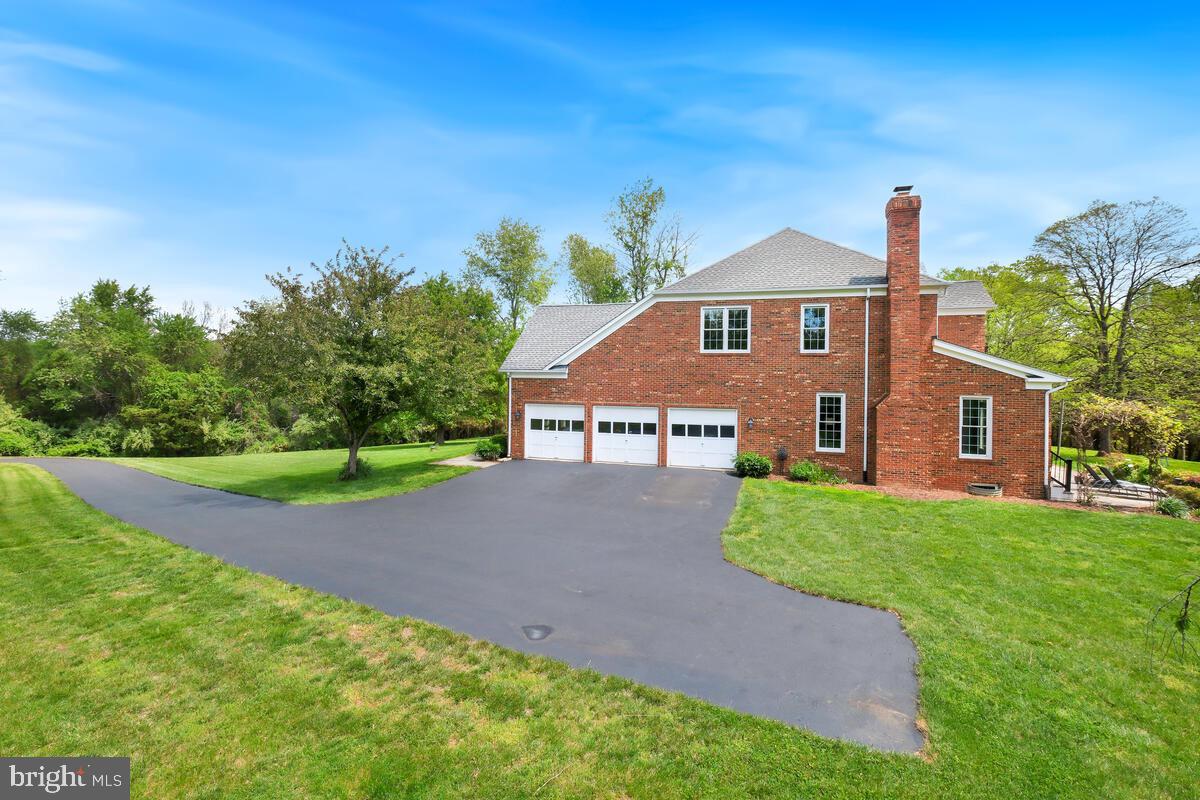 DARNESTOWN KNOLLS - Residential