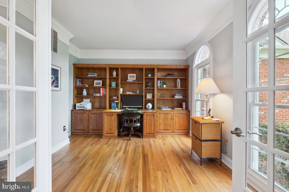 DARNESTOWN KNOLLS - Residential