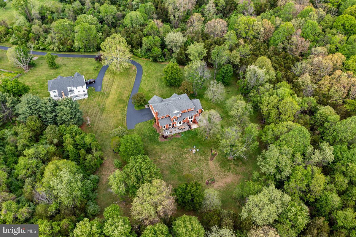 DARNESTOWN KNOLLS - Residential