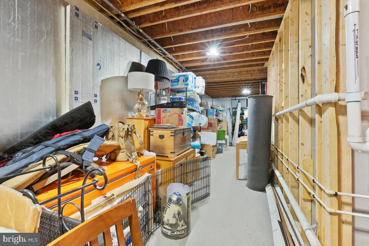 DARNESTOWN KNOLLS - Residential