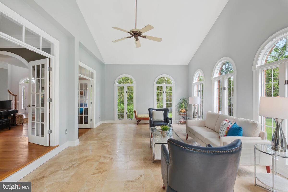 DARNESTOWN KNOLLS - Residential