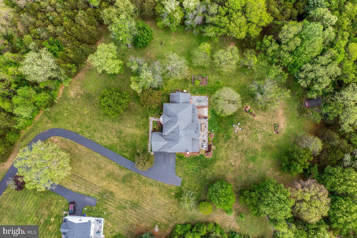 DARNESTOWN KNOLLS - Residential