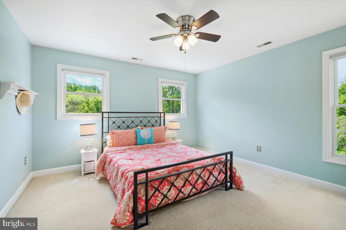 DARNESTOWN KNOLLS - Residential