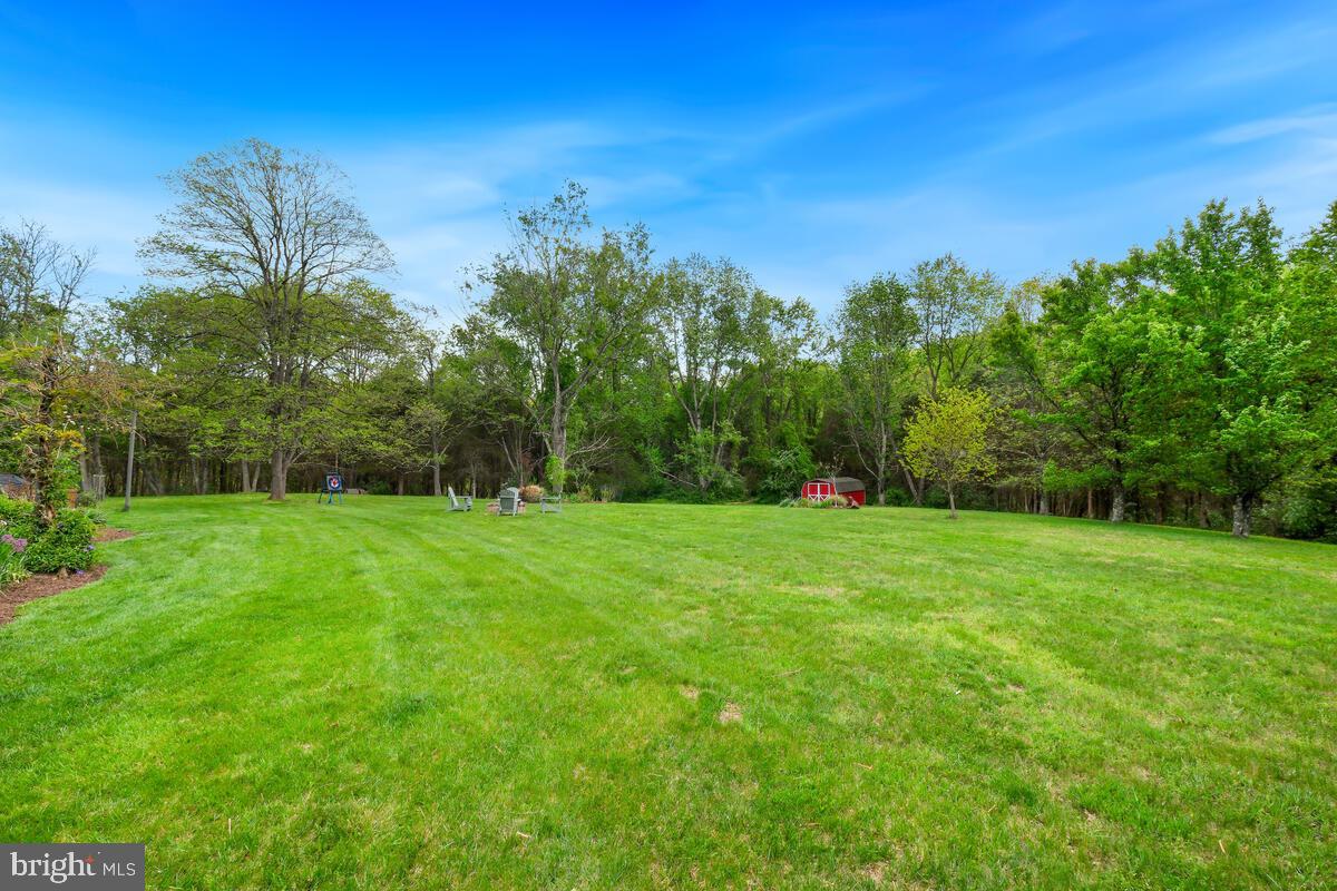 DARNESTOWN KNOLLS - Residential